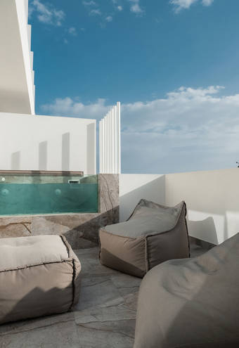 Ethereal White Resort Luxury Suite Plunge Pool balcony