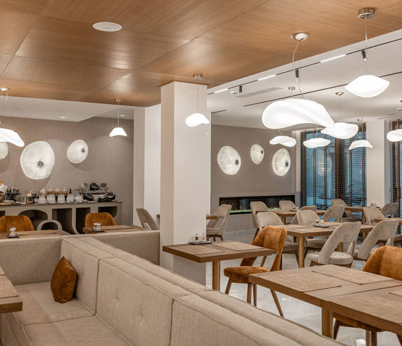 Ethereal White Resort Heraklion Restaurant sitting area